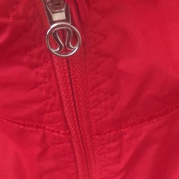 Lululemon running jacket - Picture 8 of 8
